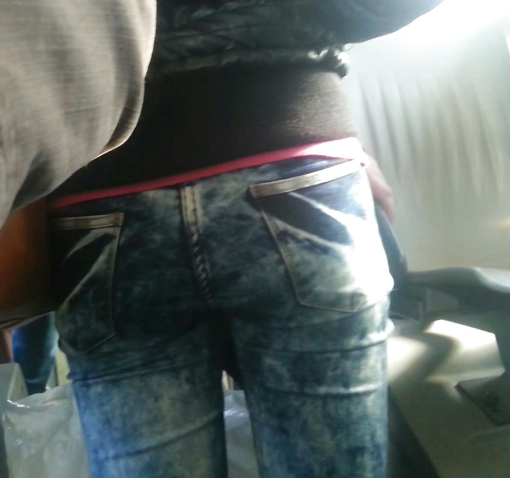 25P Spy sexy women old + young ass in bus and tram romanian