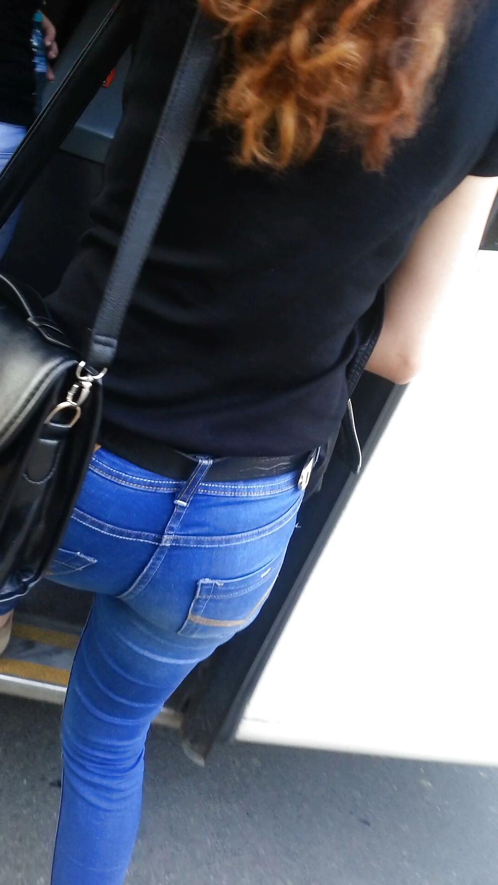 25P Spy sexy women old + young ass in bus and tram romanian