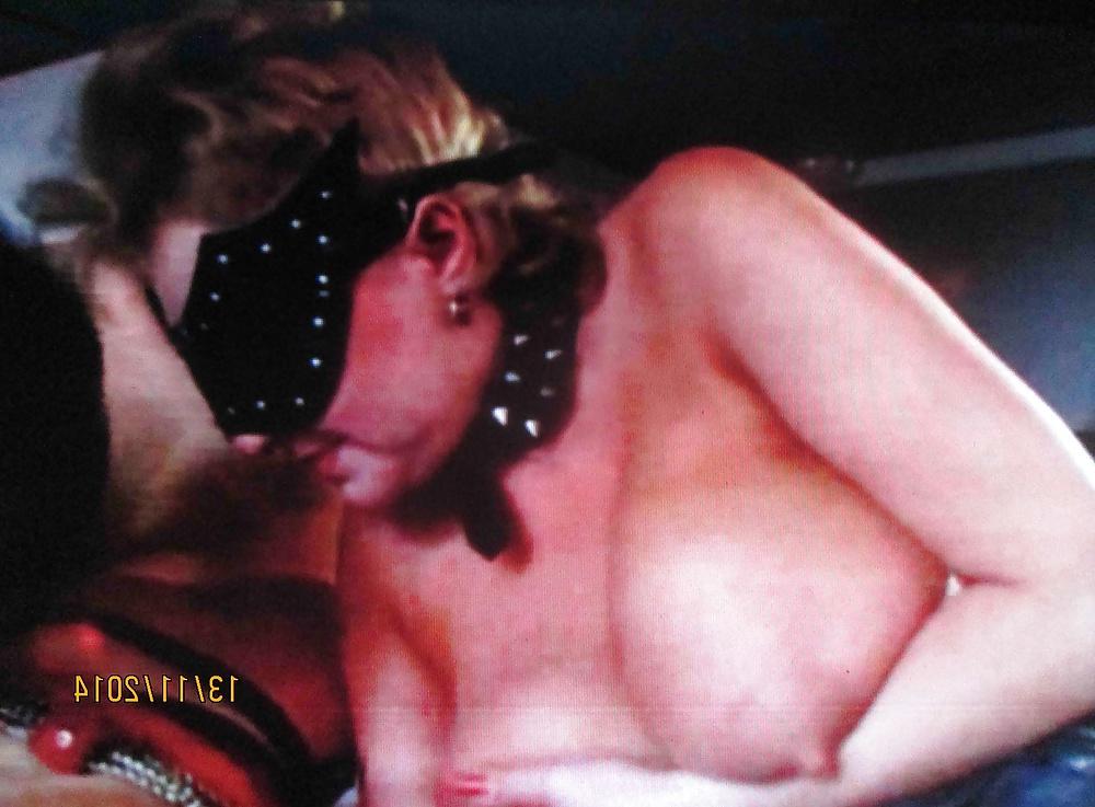 25P Busty lesbians fisting eachother