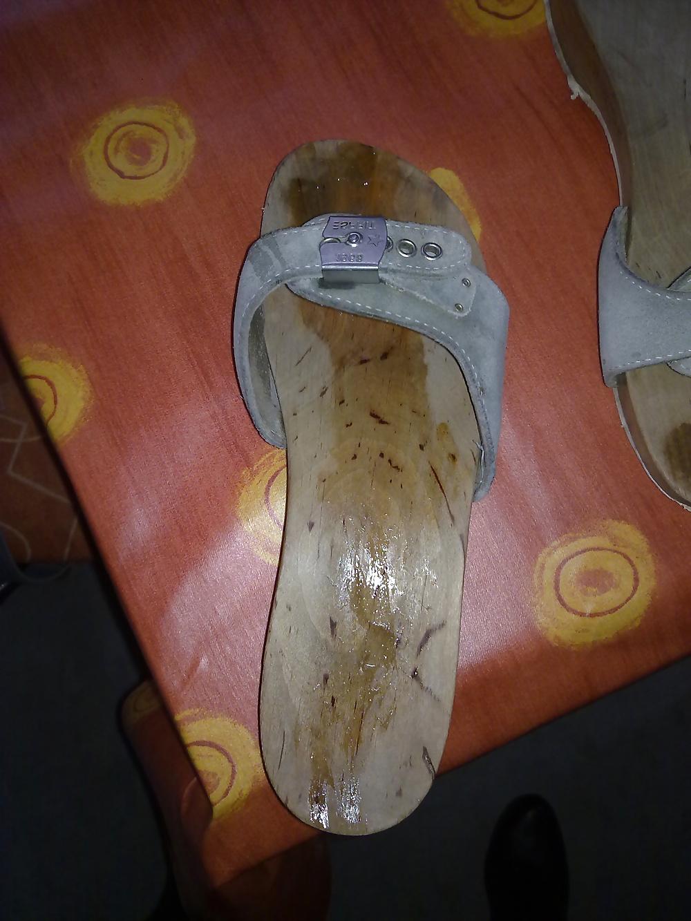25P Holzpantoletten