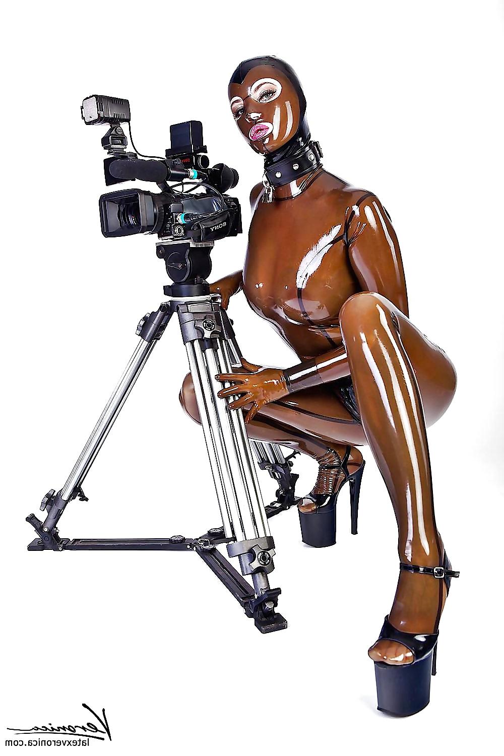 10P Leather-Latex-PVC: Skin Tight #56