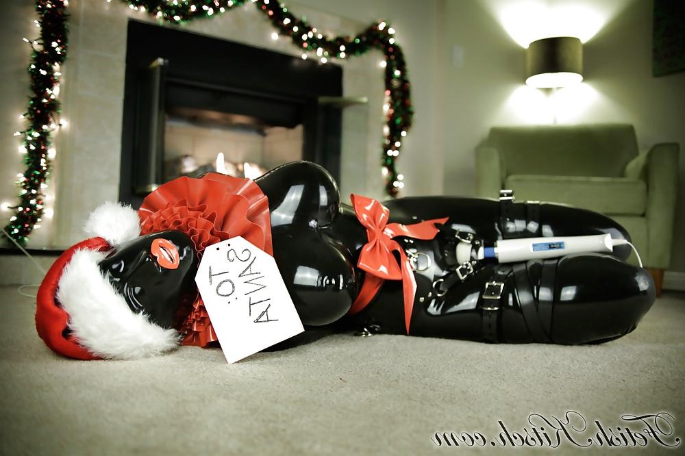 5P To: Santa......Lovely Latex Present xxx