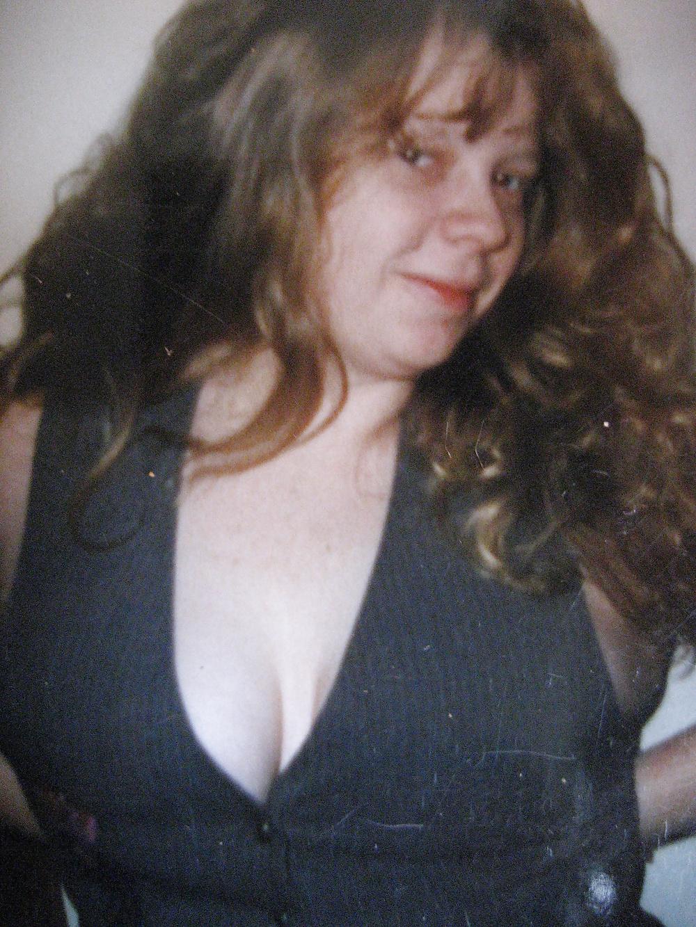 25P Willing wife