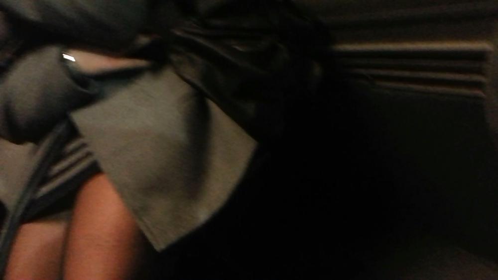 6P Spy sexy teens feet and nylon in bus romanian