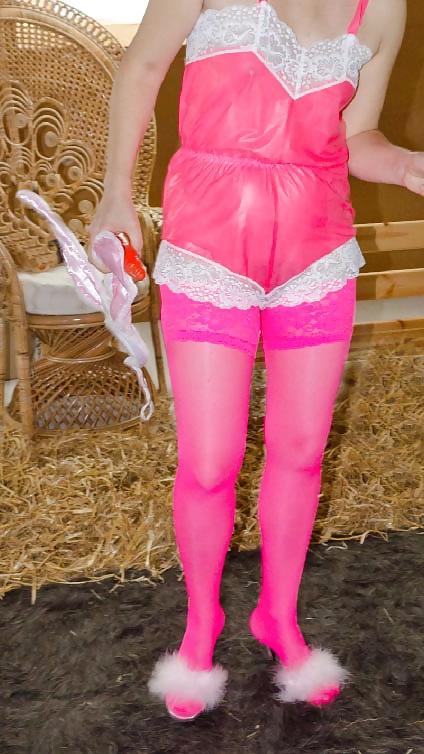 10P Bunny latex suite