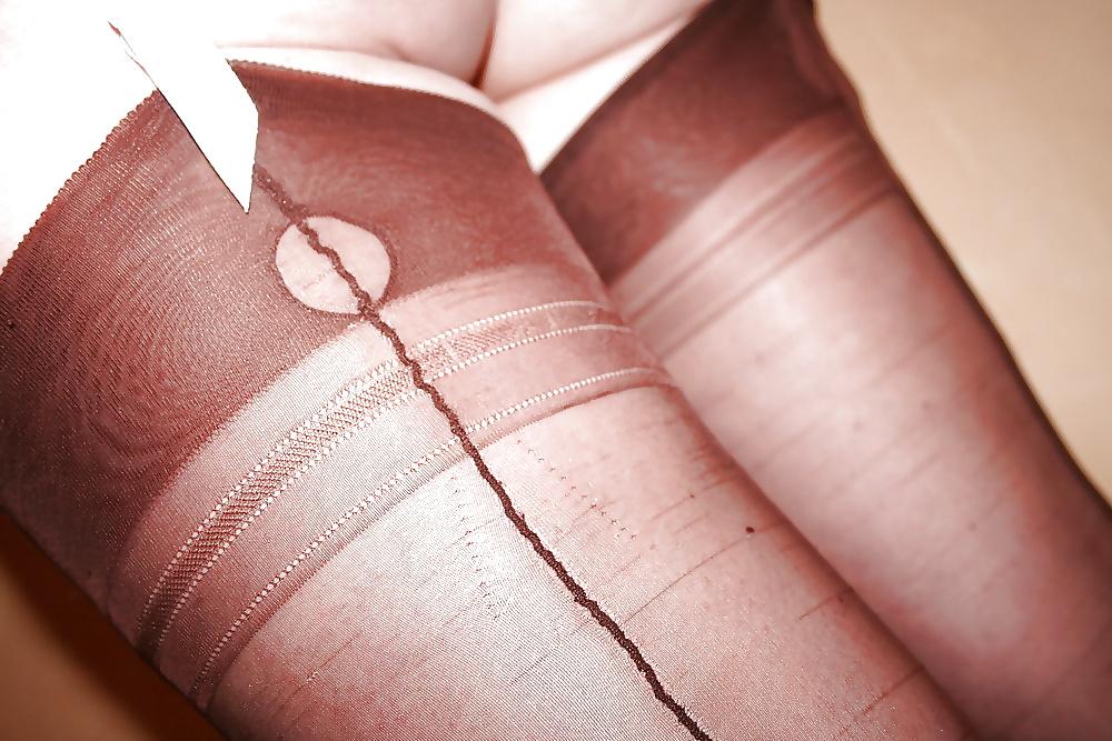 25P NYLONS!!!