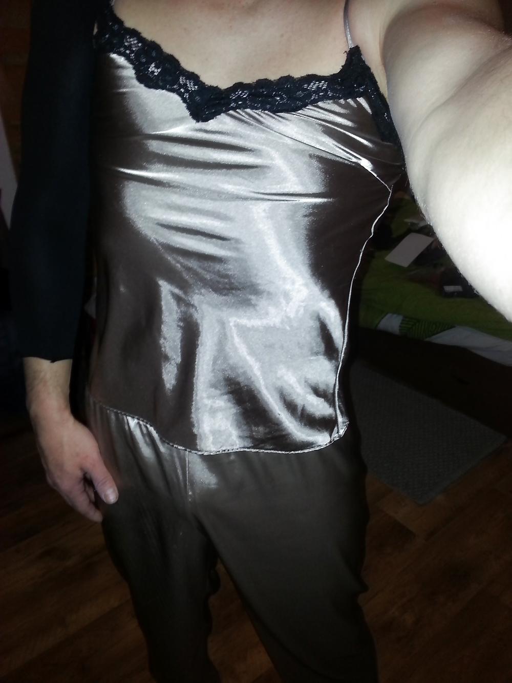 25P Ma nouvelle lingerie satin...