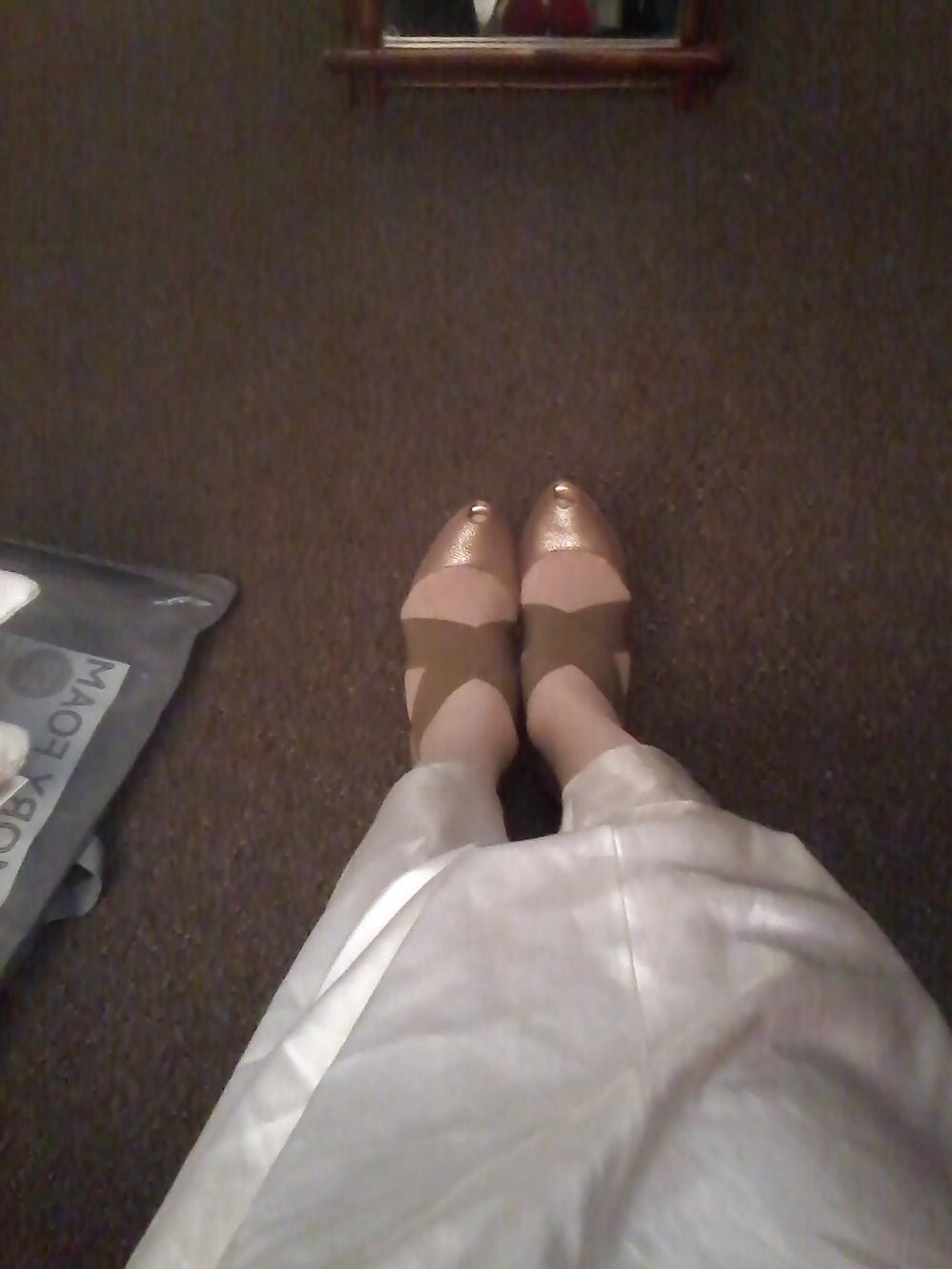 20P White satin nightie outfit louboutins