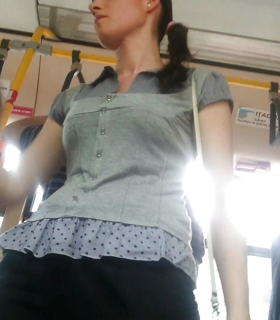 25P Spy old + young sexy women in bus romanian