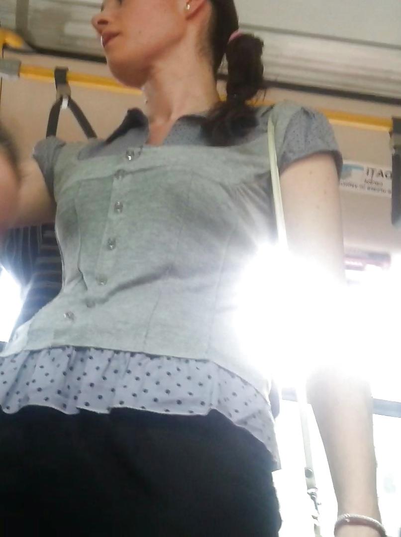 25P Spy old + young sexy women in bus romanian