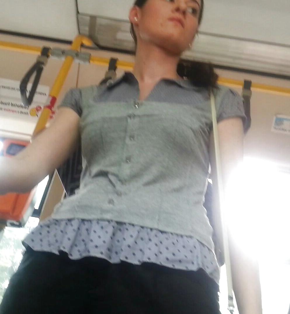 25P Spy old + young sexy women in bus romanian