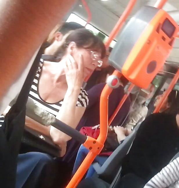 25P Spy old + young sexy women in bus romanian
