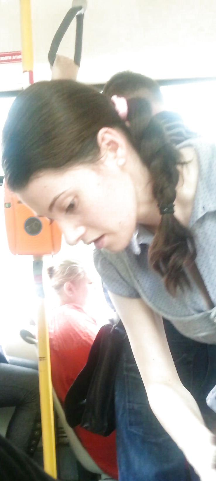 25P Spy old + young sexy women in bus romanian