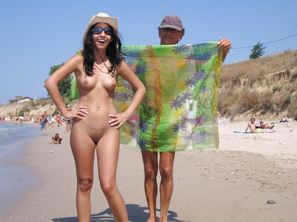 25P Nudist Beach