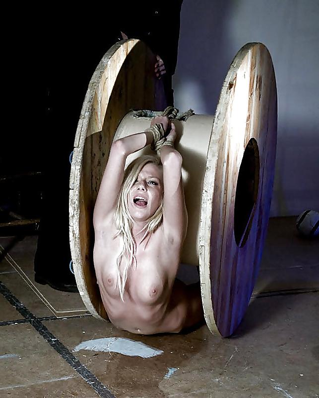 25P BDSM-Möbel