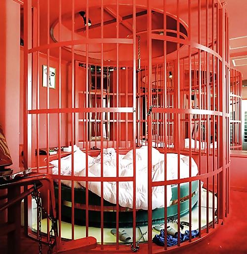 25P BDSM-Möbel