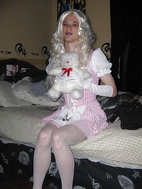 25P Russian fembois and CD 4