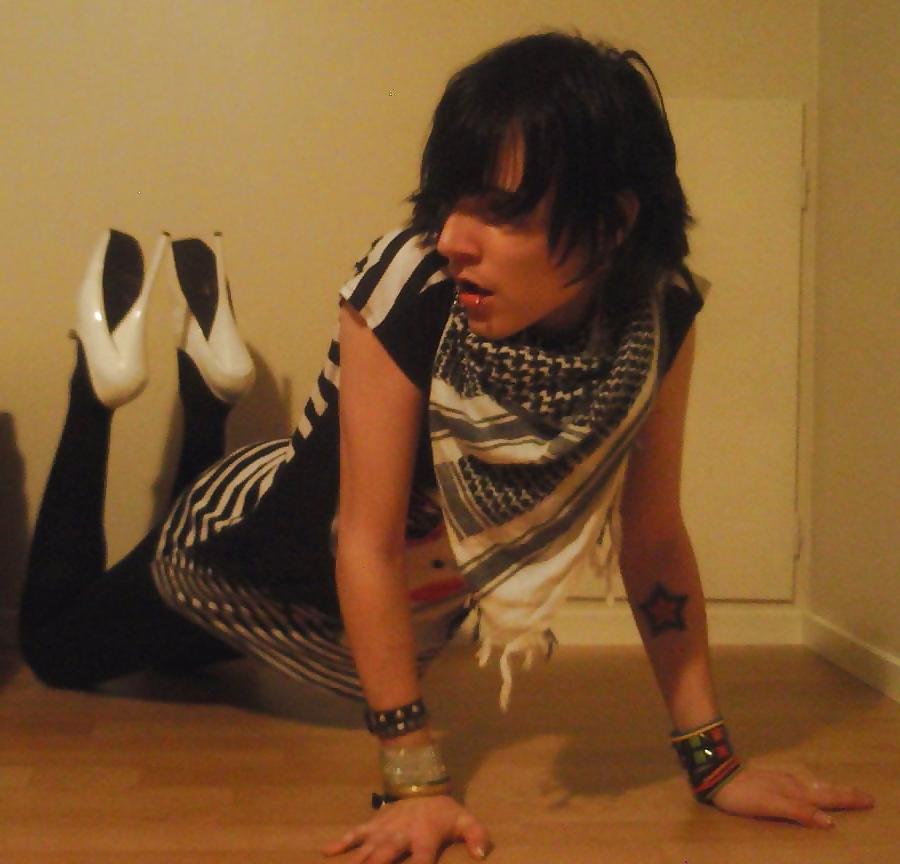 25P Russian fembois and CD 4