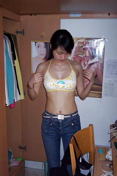 25P Sweet Nurse Private Photos Leaked