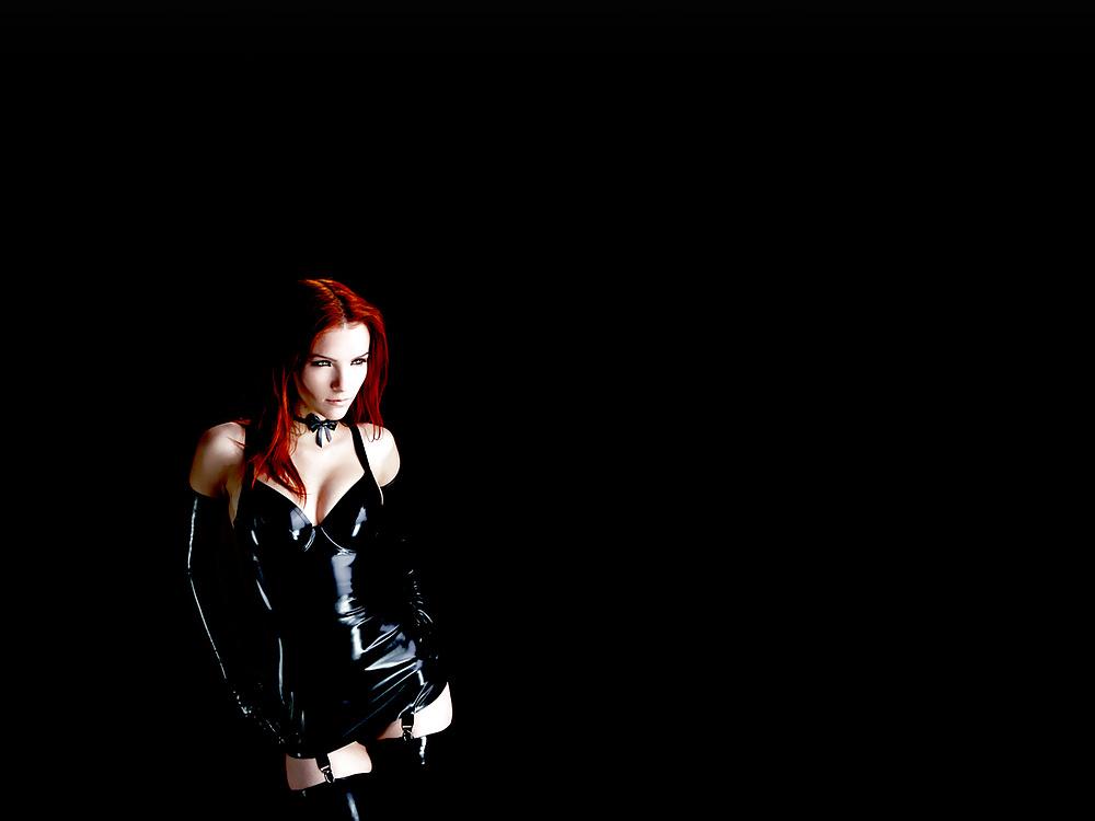 25P Latex attraction