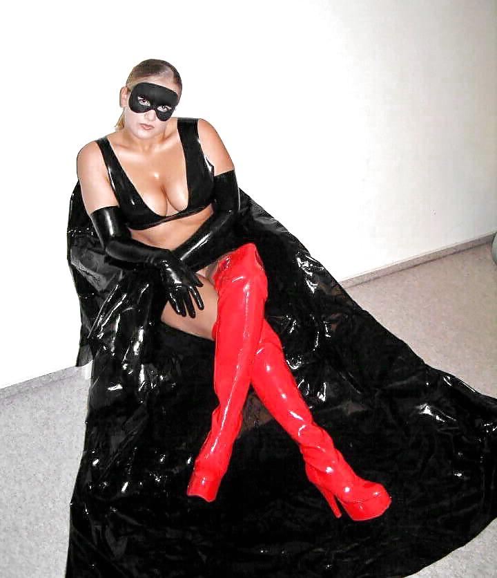 25P NEW MIX 2015  LATEX, PVC ,LEATHER UPLOAD FROM HELLE