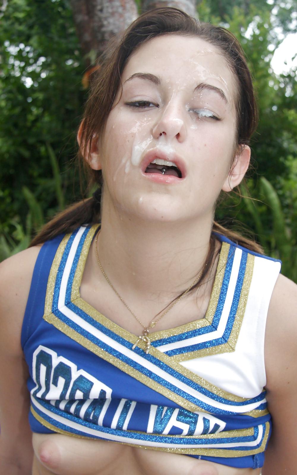 17P Sexy School Girls (7)