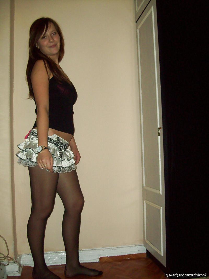 25P Nylon upskirt 44