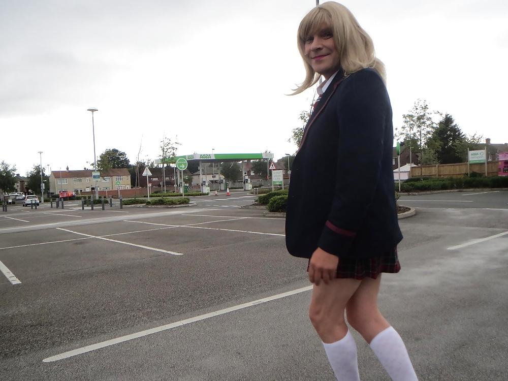 14P School girl julie