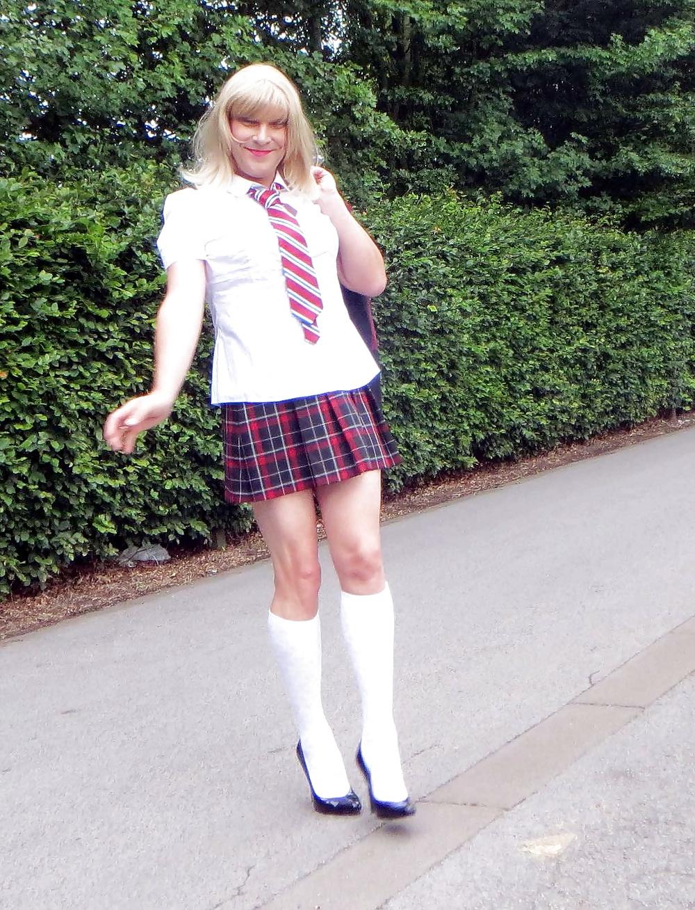 14P School girl julie