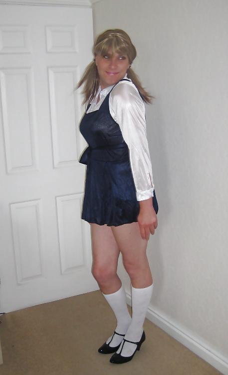 14P School girl julie