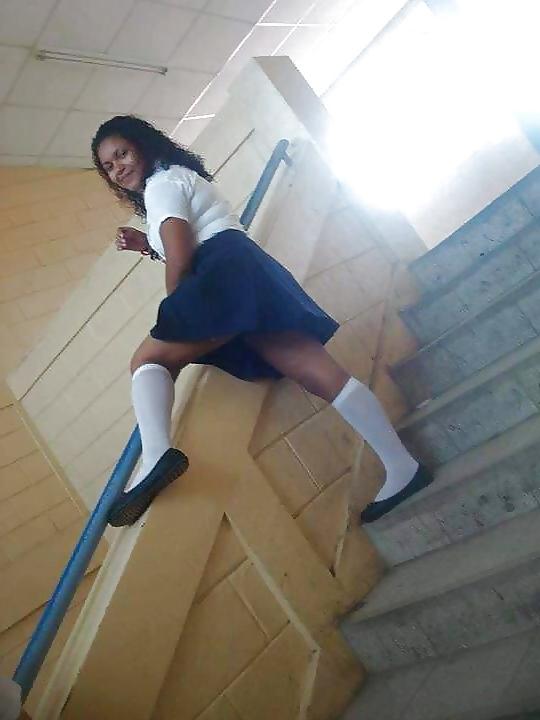 25P Colegialas latinas y traviesas