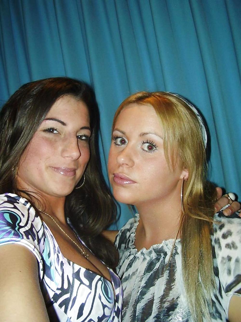 25P Smiling Faces For Bukkake