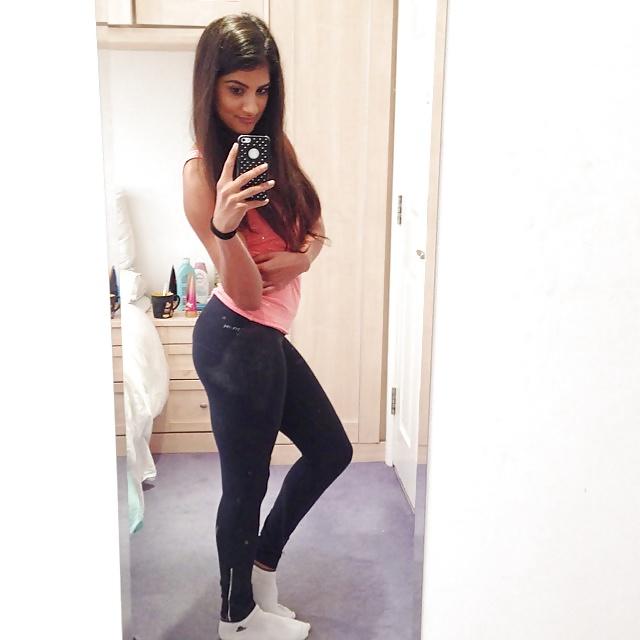 25P Indian gym girl