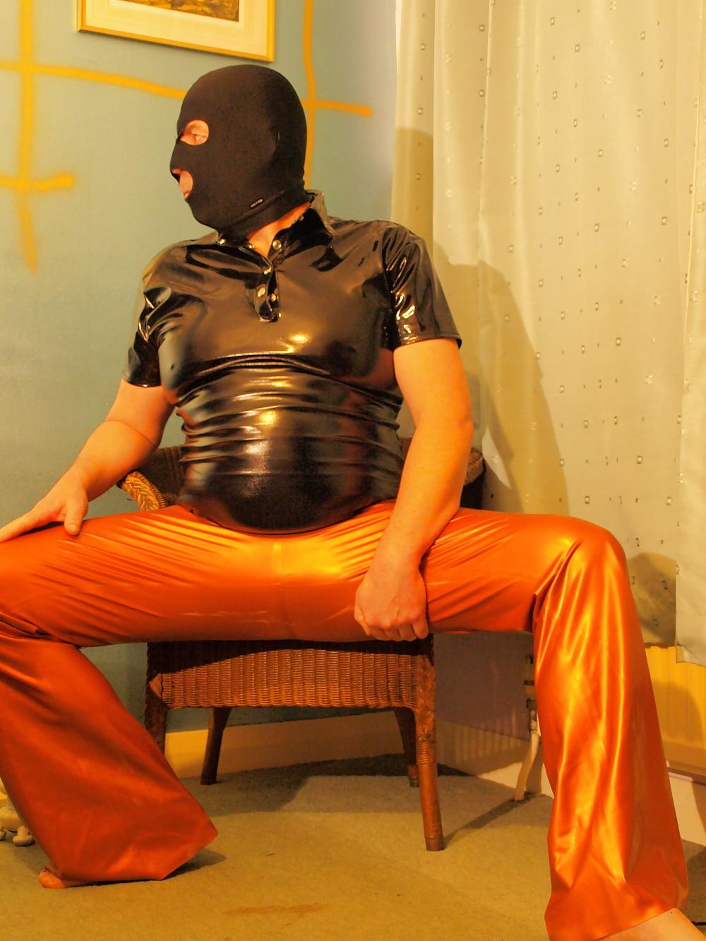 8P MY latex outfits