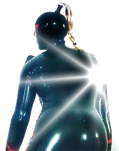 6P HotDoll Latex