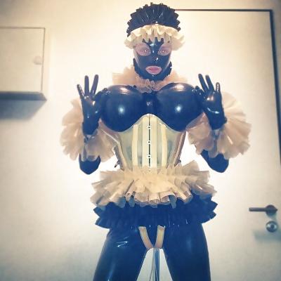 25P Massive Latex & Rubber Tits