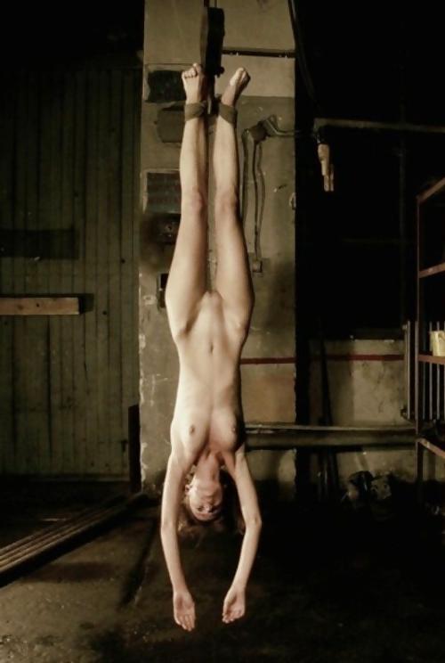 25P Slaves, servants, bondage, etc 6