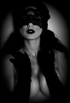 25P Blindfolded & Masked