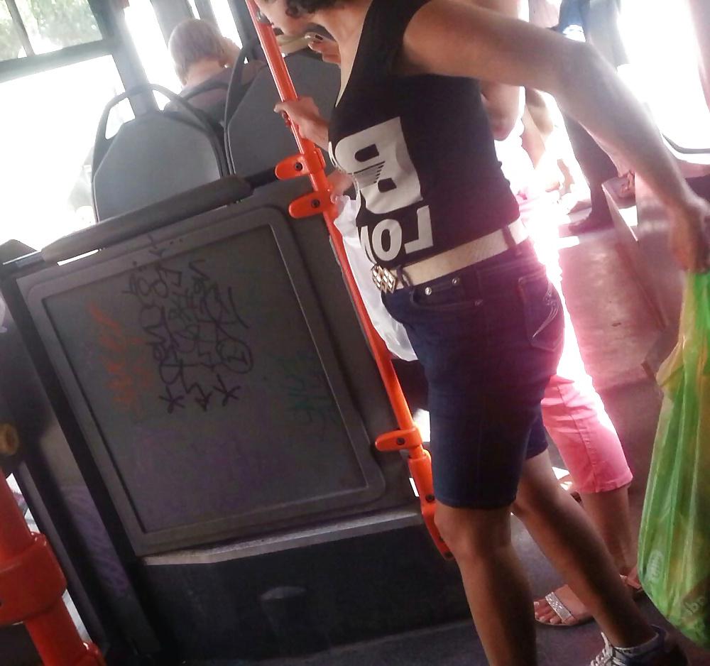 25P Spy bus sexy women ass and bust romanian
