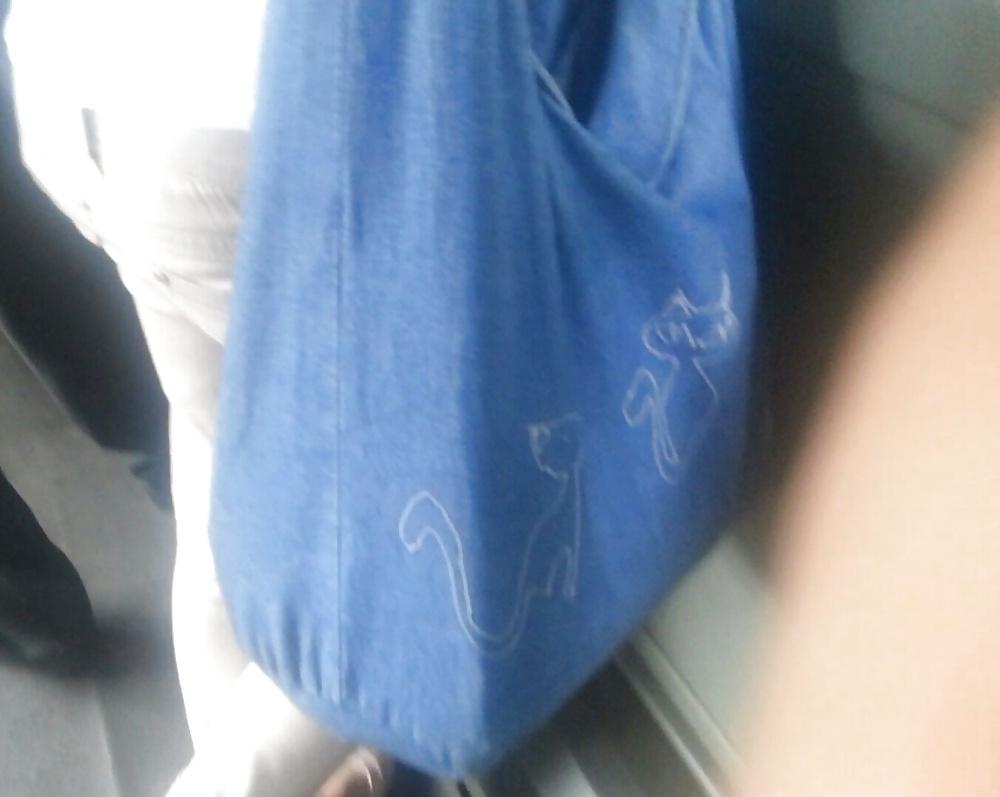 25P Spy bus sexy women ass and bust romanian