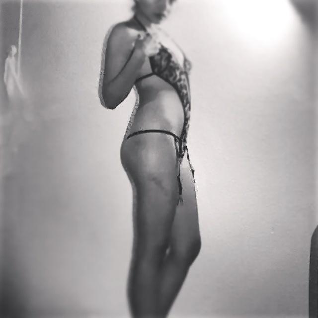 6P Sexy latina nude