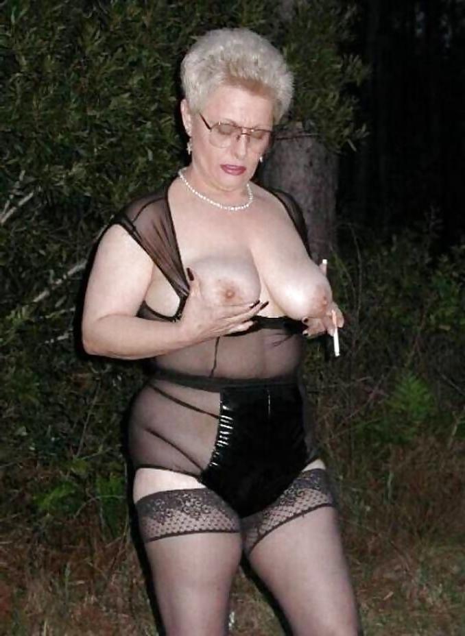 25P Webtastic Special: Granny Time Vol.224