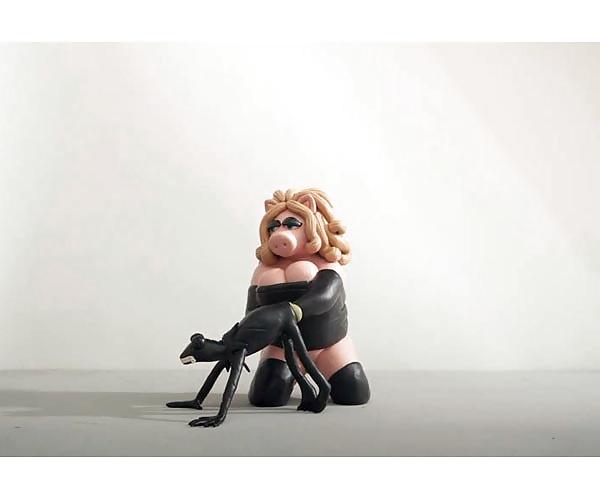 25P BDSM - Miss Piggy Kermit and Kermit