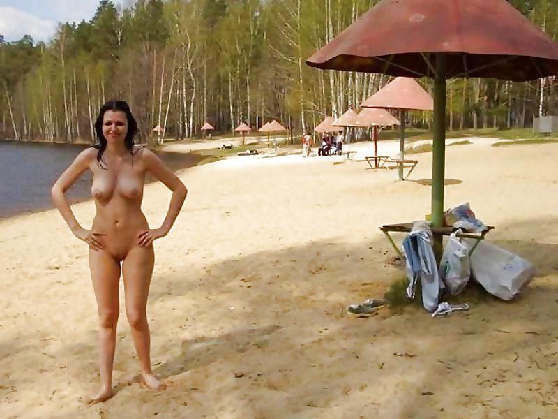 25P Nudist and Naturisten Mixed.