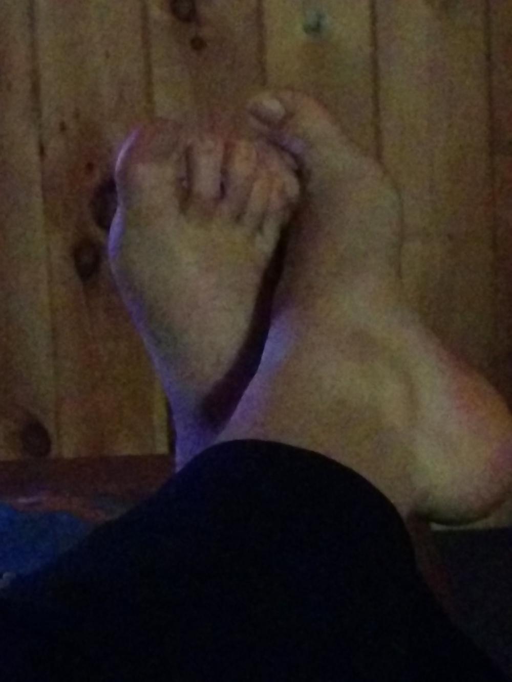 7P Socks off watching tv