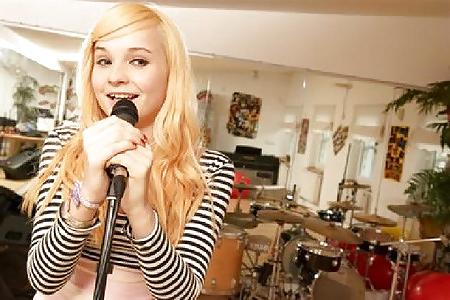 22P Kim Petras - Blonde Teen Post Op TS