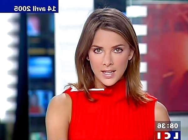 22P Sexy news reporters