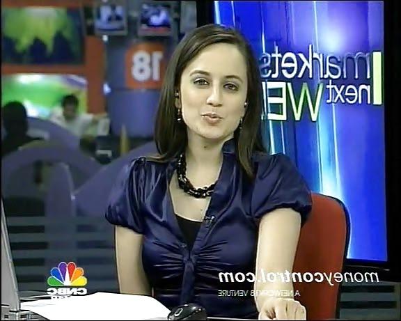 22P Sexy news reporters