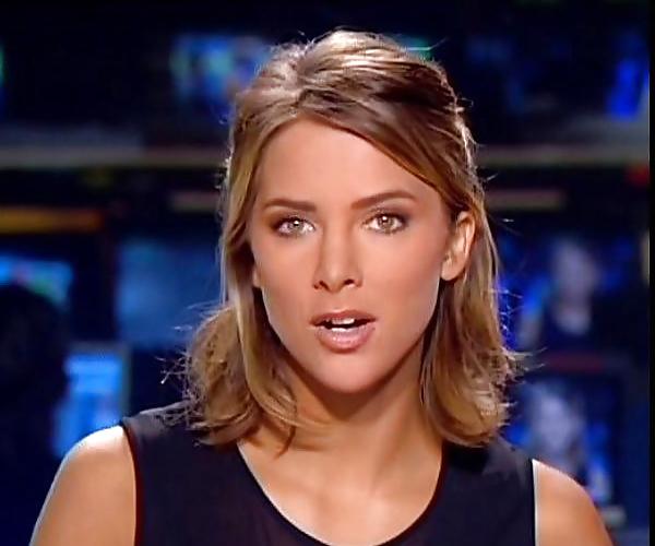 22P Sexy news reporters