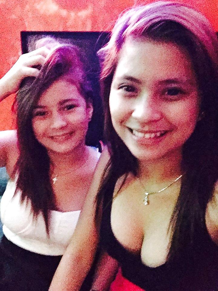 4P Ang Sarap Ni jusTine BeRgoro NakA ITIM na SanDo :)